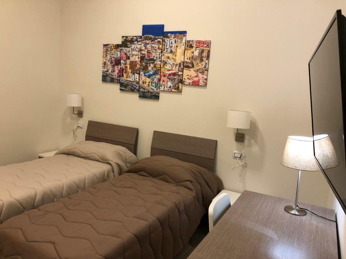 B&B La Dimora Del Conte Napoli Bagian luar foto