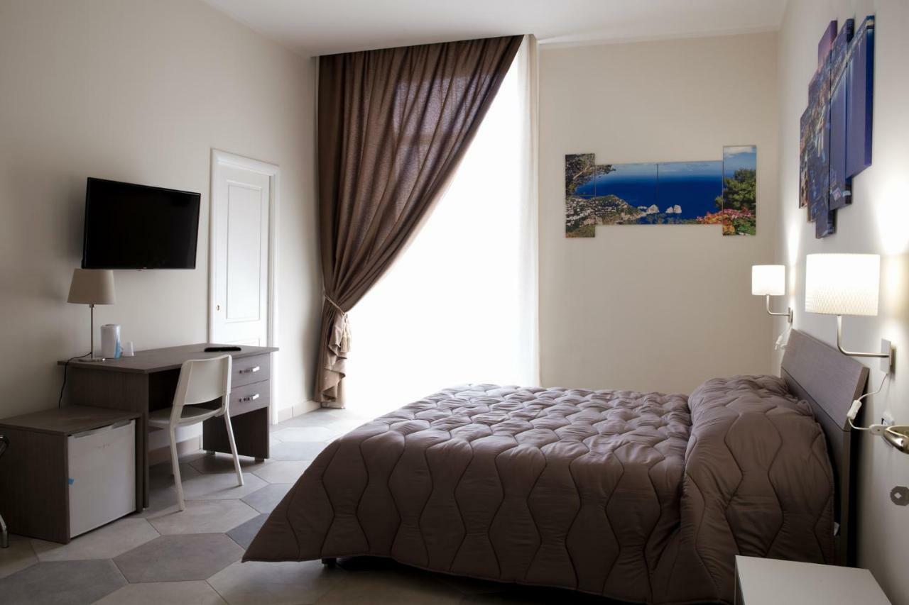 B&B La Dimora Del Conte Napoli Bagian luar foto