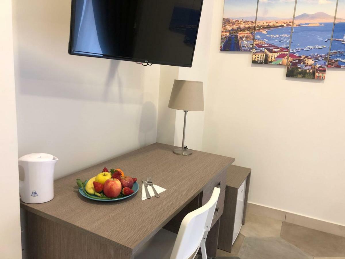 B&B La Dimora Del Conte Napoli Bagian luar foto